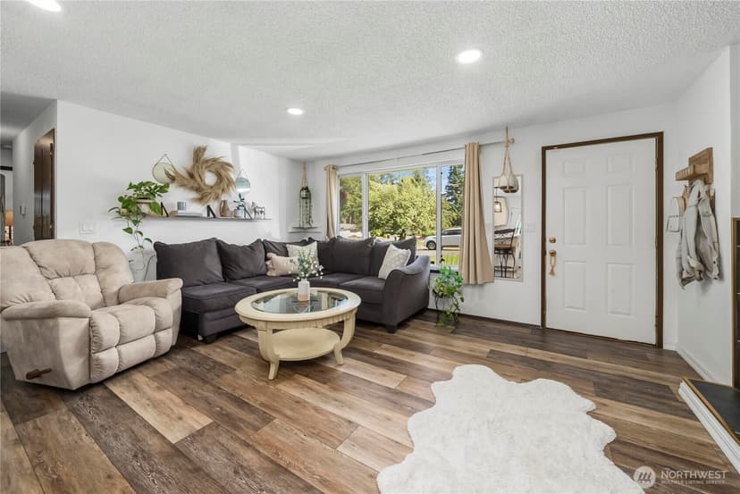 Property photo for 21709 121st Street Ct E, Bonney Lake photo 4