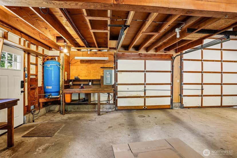 Property photo for 21417 Snag Island Drive E, Lake Tapps photo 15