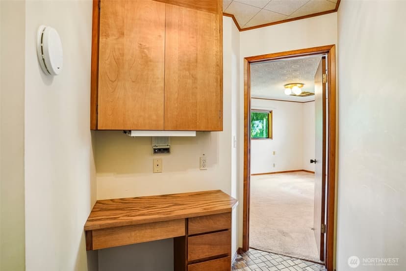 Property photo for 21417 Snag Island Drive E, Lake Tapps photo 17