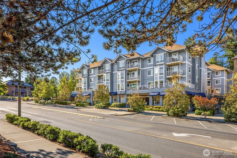 Property photo for 300 High School Road NE #412, Bainbridge Island photo 25