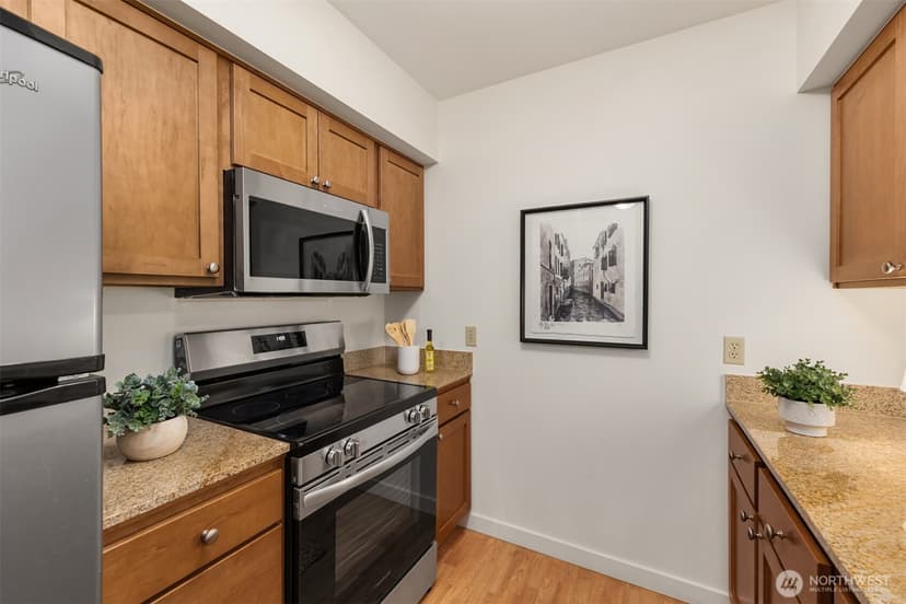 Property photo for 300 High School Road NE #412, Bainbridge Island photo 21