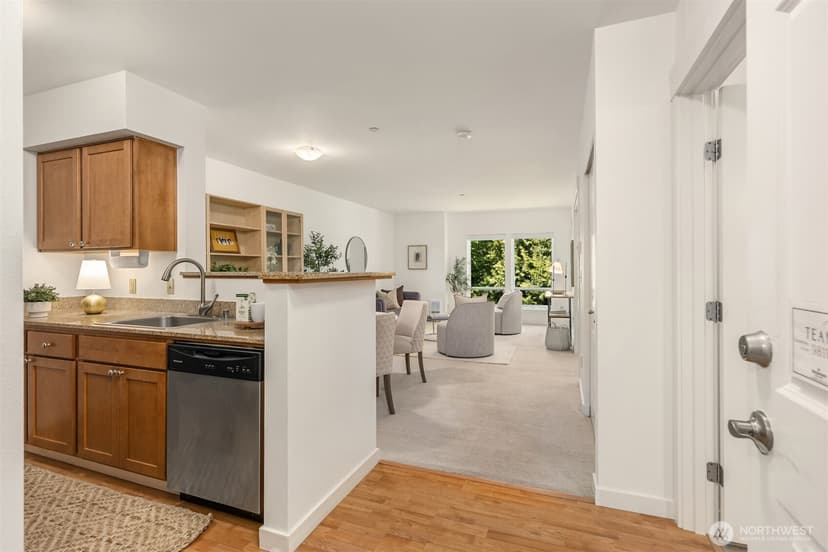 Property photo for 300 High School Road NE #412, Bainbridge Island photo 7