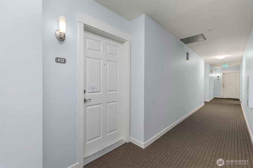 Property photo for 300 High School Road NE #412, Bainbridge Island photo 6