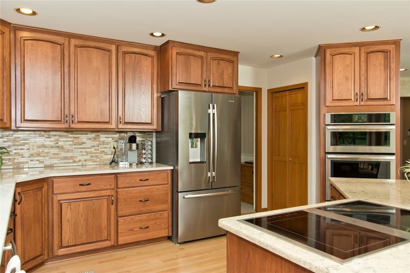 Property photo for 22424 243rd Place SE, Maple Valley photo 7