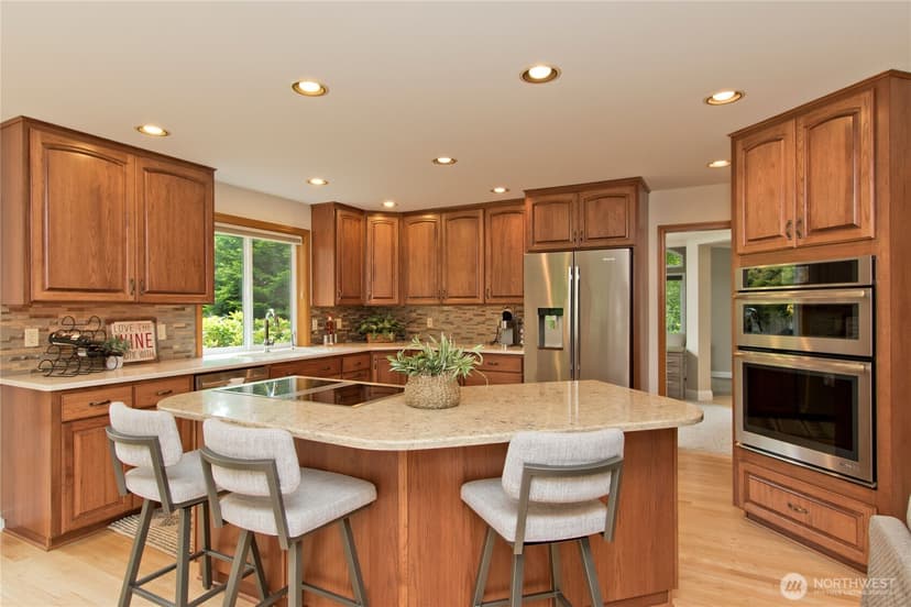 Property photo for 22424 243rd Place SE, Maple Valley photo 6