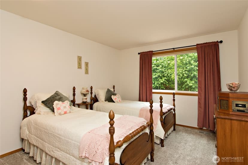 Property photo for 22424 243rd Place SE, Maple Valley photo 25