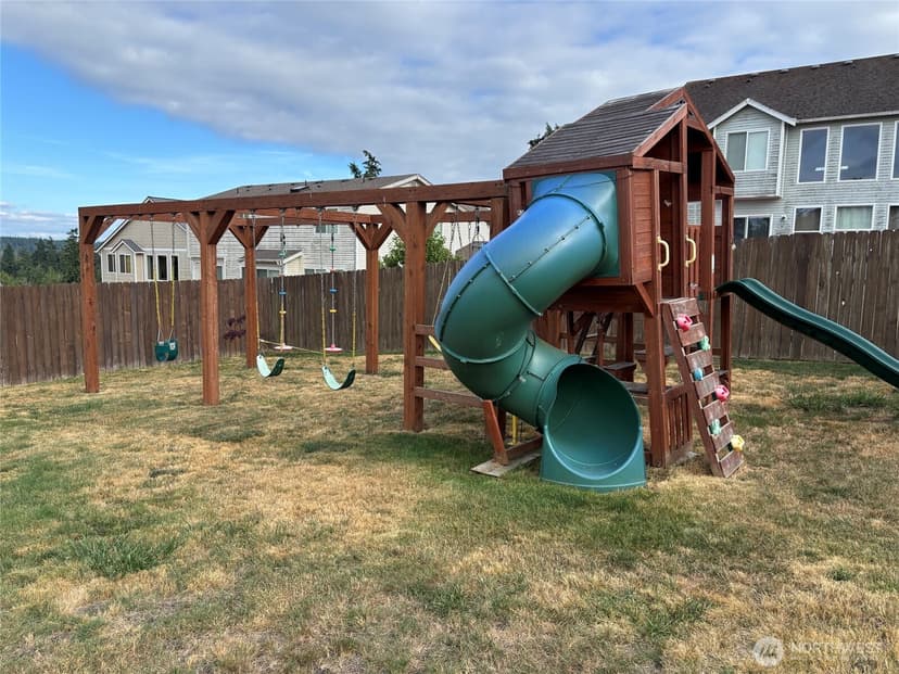 Property photo for 3231 NE Louann Court, Bremerton photo 29