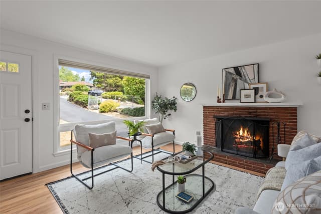 Property photo for 901 NE 148th Street, Shoreline photo 5