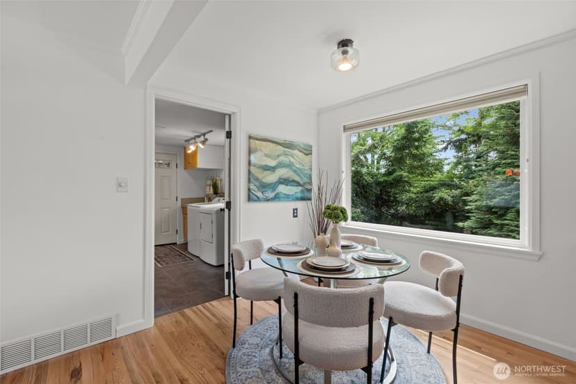 Property photo for 901 NE 148th Street, Shoreline photo 6
