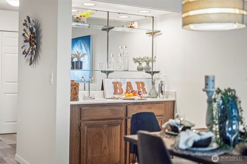 Property photo for 1902 S Bridgeport Way W #205, University Place photo 10