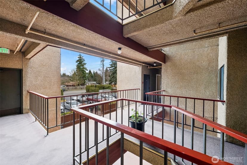 Property photo for 1902 S Bridgeport Way W #205, University Place photo 3