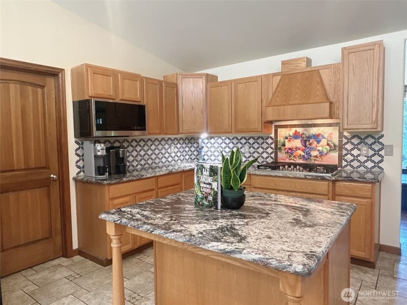 Property photo for 8205 Hide A Way Lane NW, Silverdale photo 3