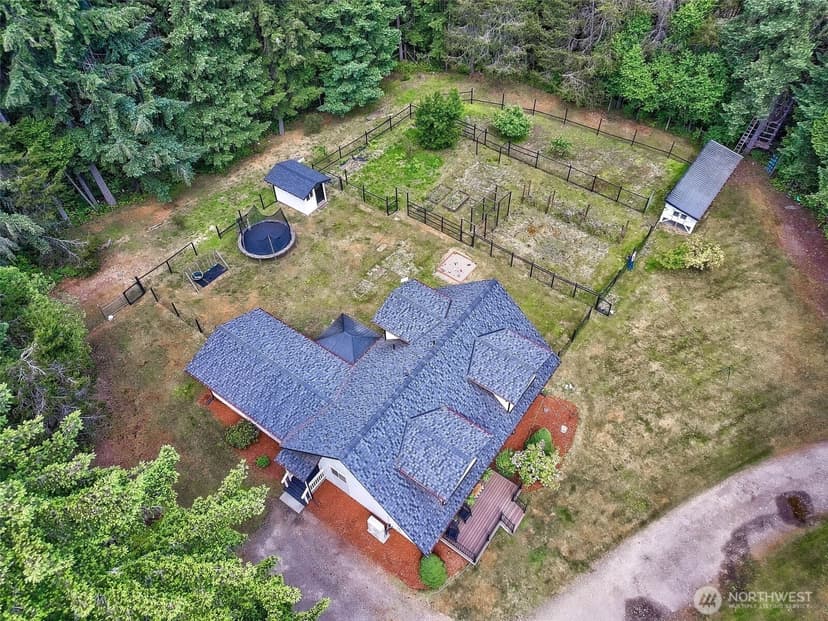 Property photo for 4828 SW Hunter Road, Port Orchard photo 36