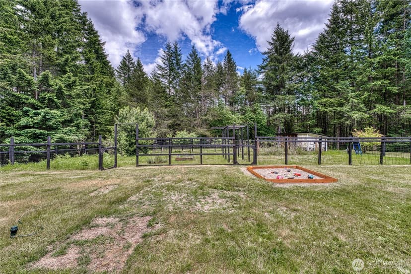Property photo for 4828 SW Hunter Road, Port Orchard photo 32