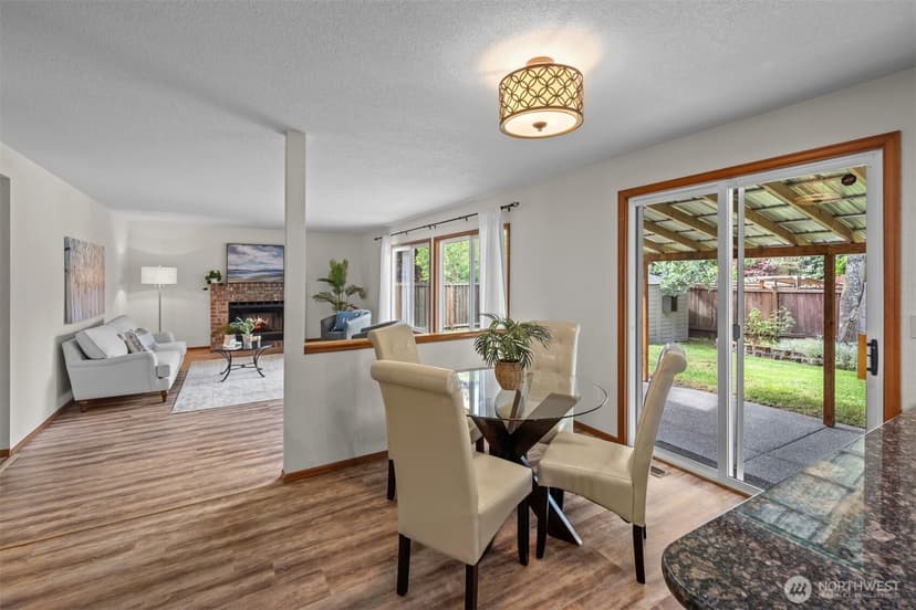 Property photo for 9125 Zircon Drive SW, Lakewood photo 10