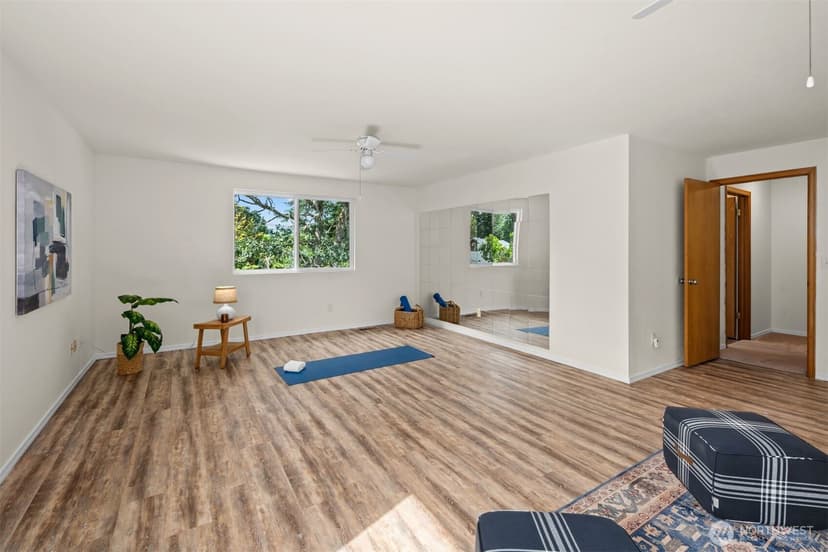 Property photo for 9125 Zircon Drive SW, Lakewood photo 20