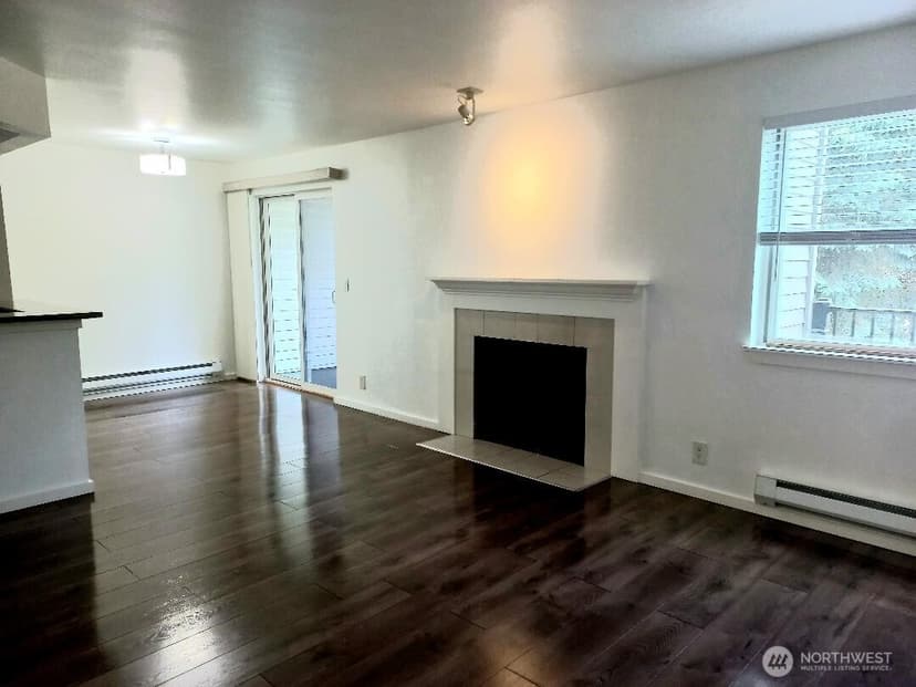 Property photo for 15415 35th Avenue W #E205, Lynnwood photo 7