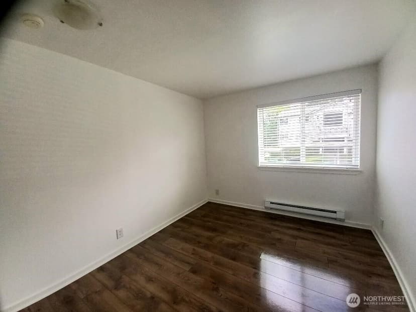 Property photo for 15415 35th Avenue W #E205, Lynnwood photo 13