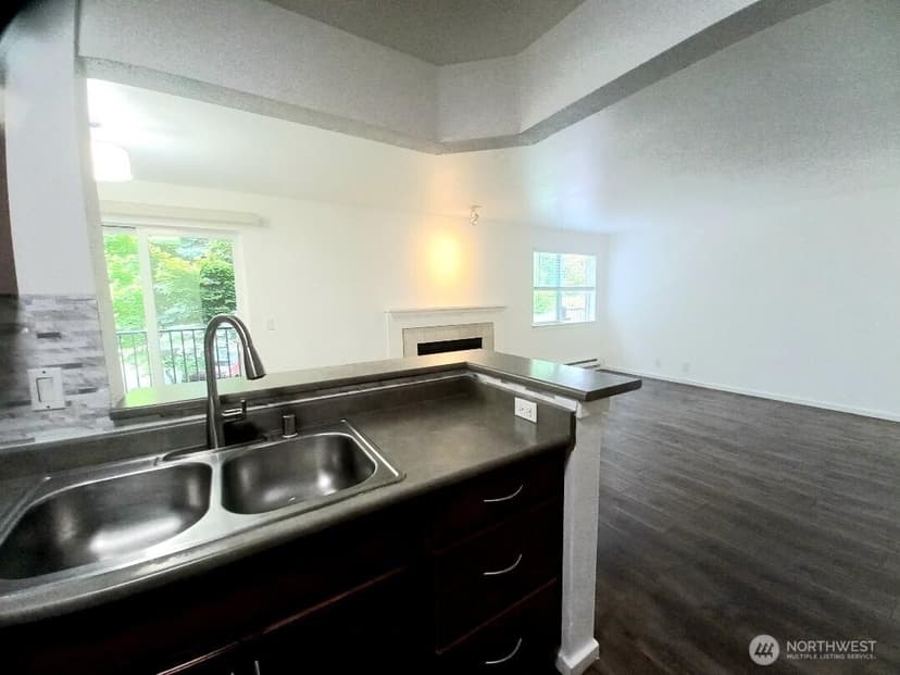 Property photo for 15415 35th Avenue W #E205, Lynnwood photo 9