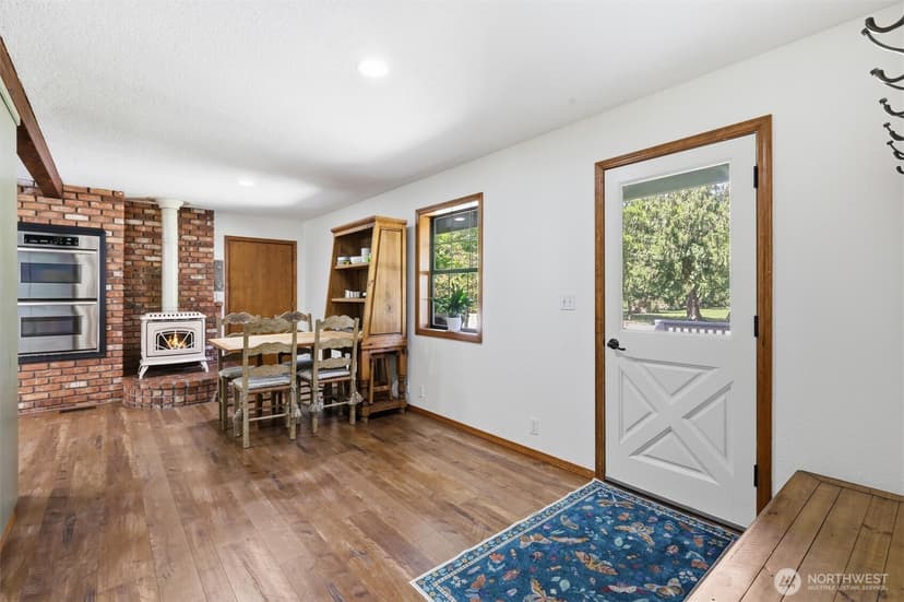 Property photo for 1816 177th Avenue NE, Snohomish photo 10