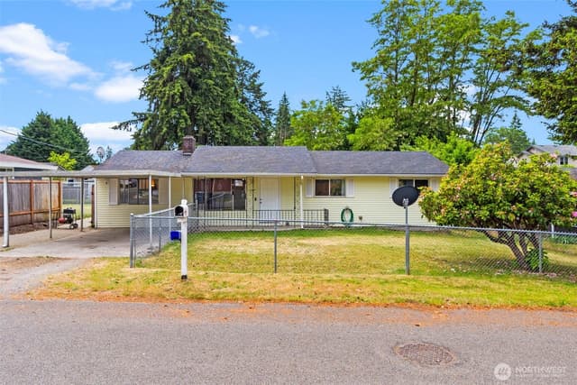 Property photo for 1624 Hume Street S, Tacoma photo 3