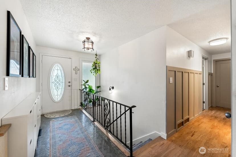 Property photo for 8130 69th Avenue SW, Lakewood photo 17