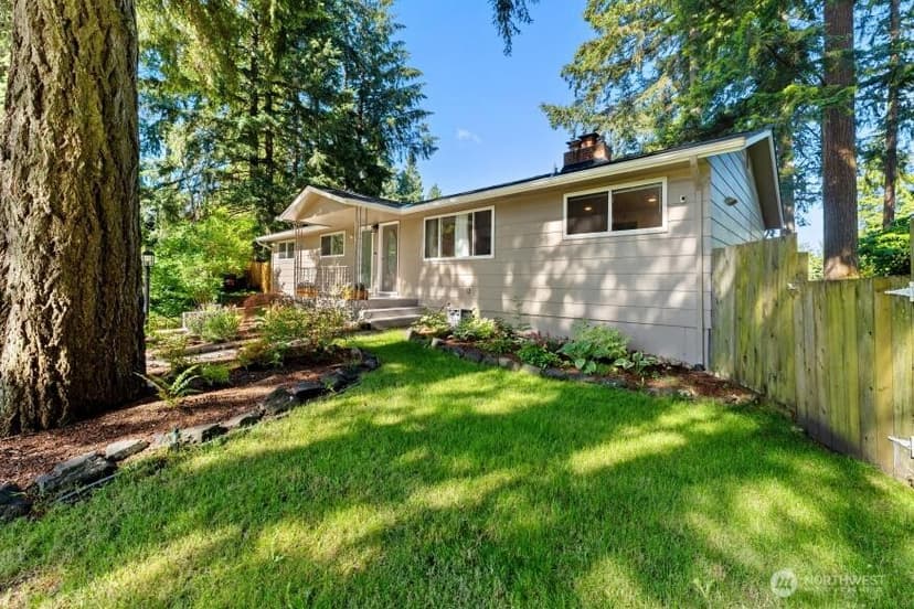 Property photo for 8130 69th Avenue SW, Lakewood photo 14