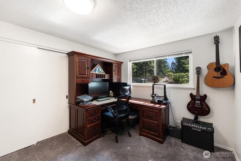 Property photo for 8130 69th Avenue SW, Lakewood photo 38