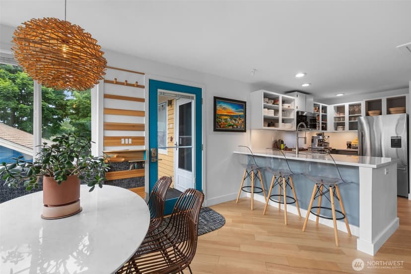 Property photo for 2400 E Howell Street #E, Seattle photo 9