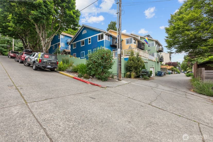 Property photo for 2400 E Howell Street #E, Seattle photo 38