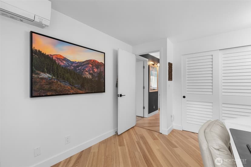 Property photo for 2400 E Howell Street #E, Seattle photo 24