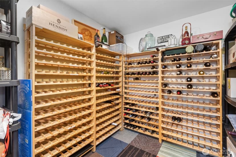 Property photo for 2400 E Howell Street #E, Seattle photo 30
