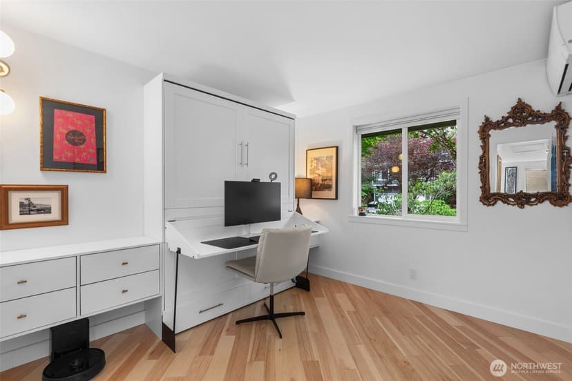 Property photo for 2400 E Howell Street #E, Seattle photo 22