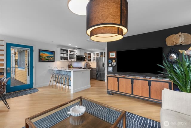 Property photo for 2400 E Howell Street #E, Seattle photo 5
