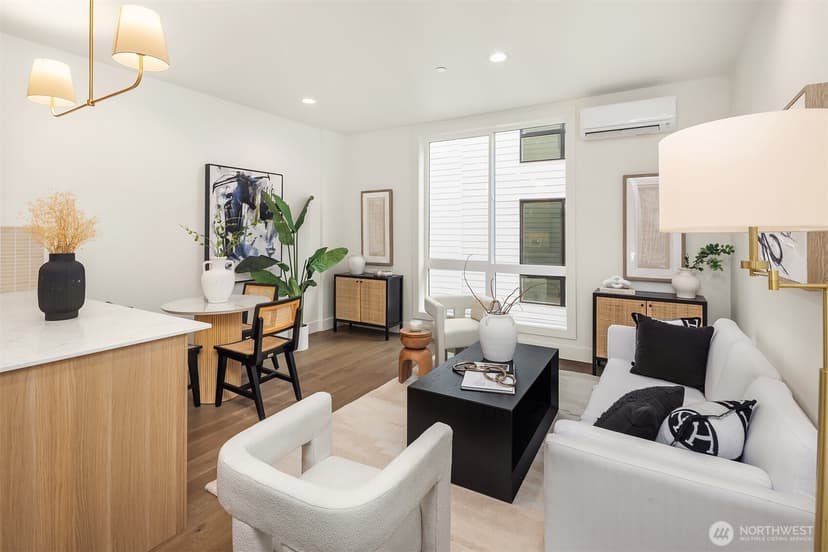 Property photo for 4418 1st Avenue NE #A, Seattle photo 5