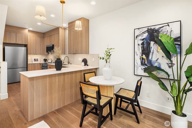Property photo for 4418 1st Avenue NE #A, Seattle photo 3