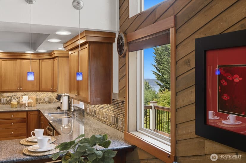 Property photo for 4801 78th Place SW, Mukilteo photo 14