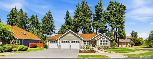 Property photo for 4111 NW 19th Avenue, Gig Harbor photo 2