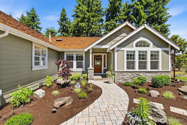 Property photo for 4111 NW 19th Avenue, Gig Harbor photo 4