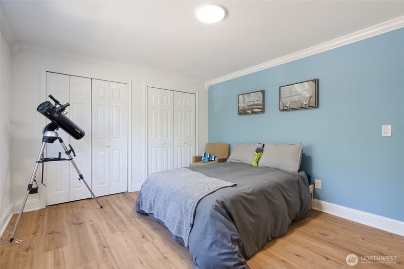 Property photo for 14105 64th Avenue W, Edmonds photo 14