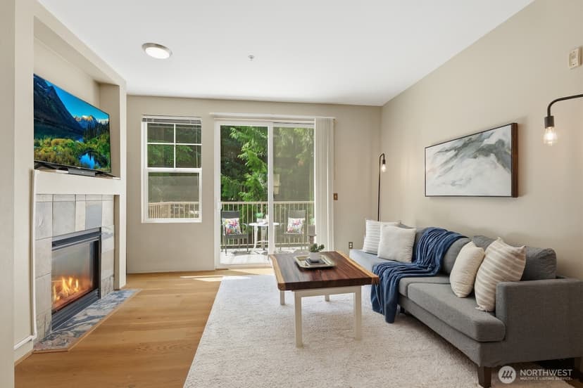 Property photo for 15325 SE 155th Place #J5, Renton photo 8