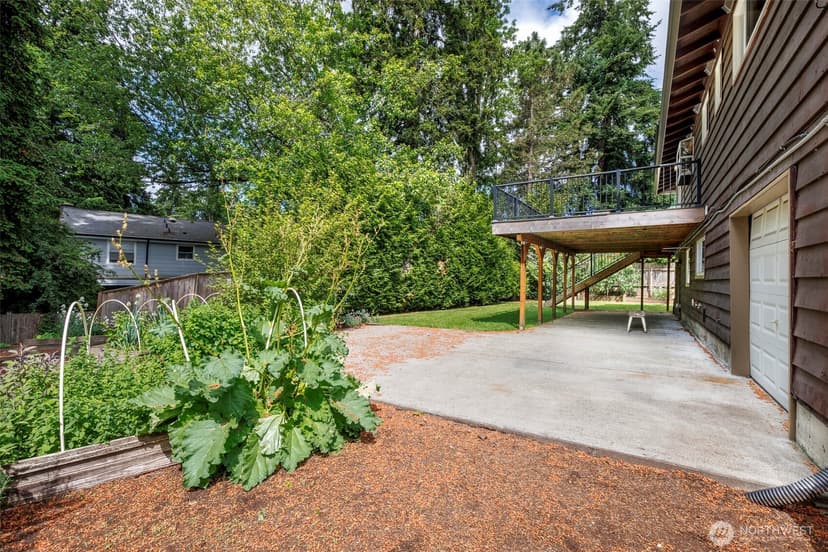 Property photo for 14101 Phinney Avenue N, Seattle photo 26