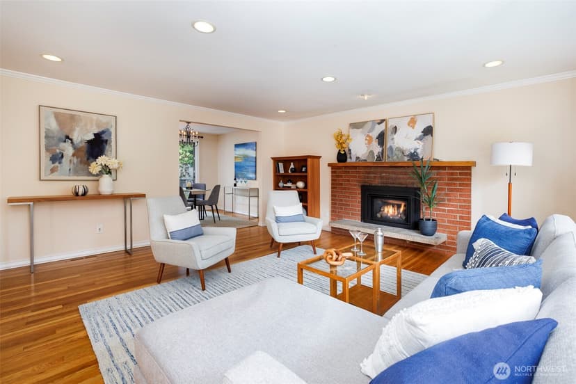 Property photo for 14101 Phinney Avenue N, Seattle photo 5