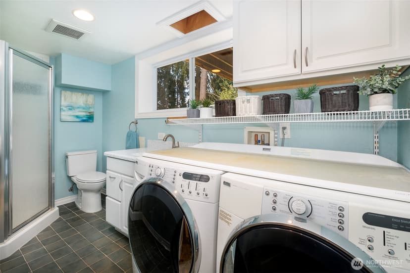 Property photo for 14101 Phinney Avenue N, Seattle photo 22
