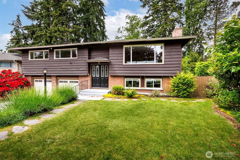 Property photo for 14101 Phinney Avenue N, Seattle photo 28