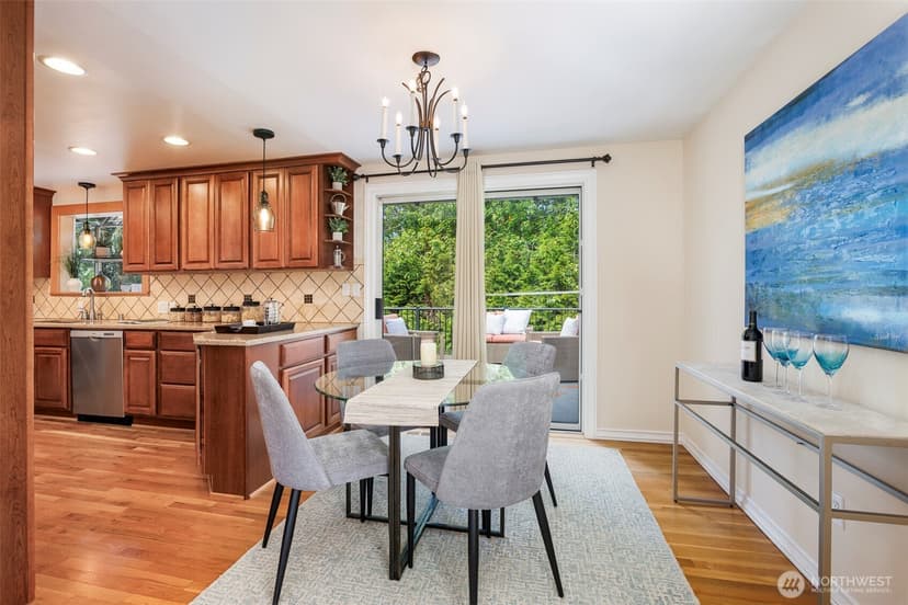 Property photo for 14101 Phinney Avenue N, Seattle photo 7