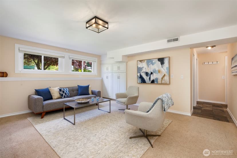 Property photo for 14101 Phinney Avenue N, Seattle photo 17