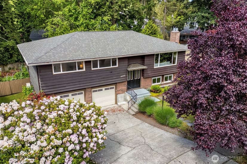Property photo for 14101 Phinney Avenue N, Seattle