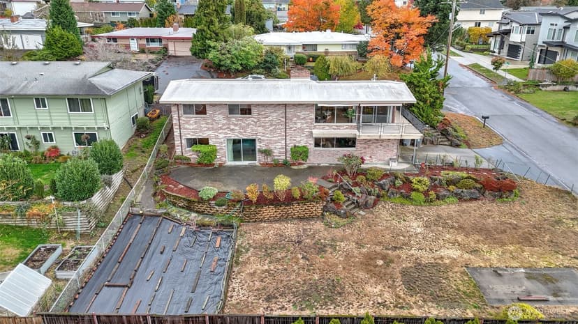 Property photo for 1401 Lincoln Avenue NE, Renton photo 26
