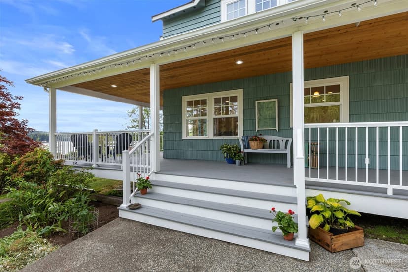 Property photo for 17164 Lemolo Shore Drive NE, Poulsbo photo 4